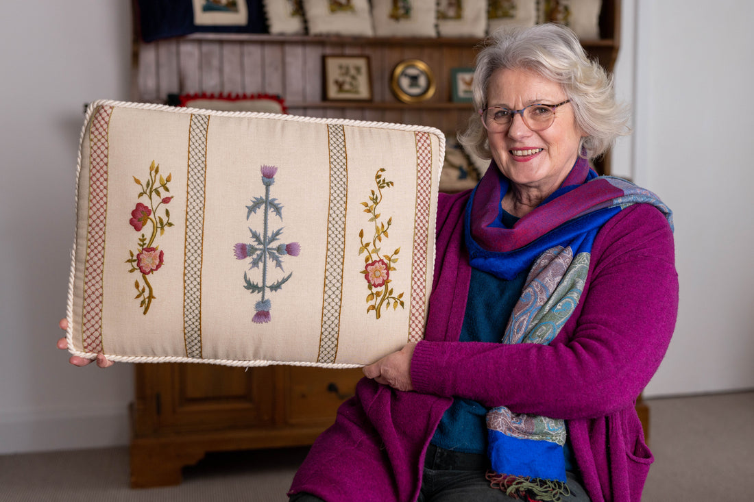 The Countess Pillowe: A Crewel Work Class with Phillipa Turnbull